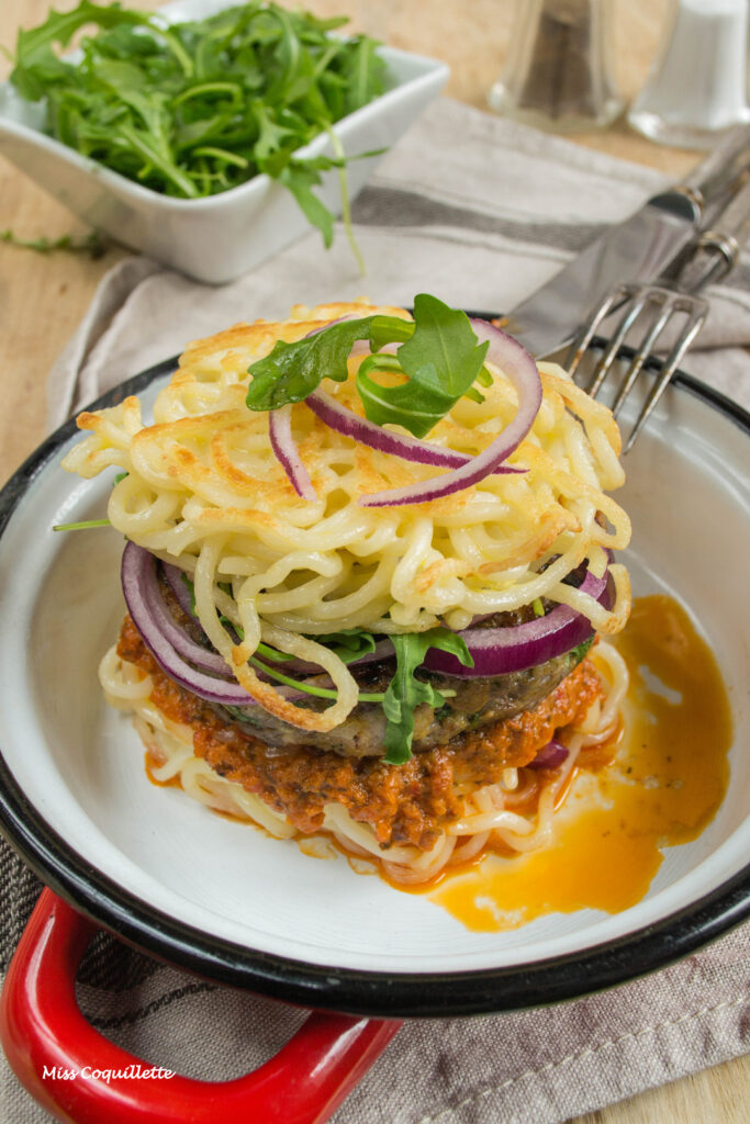 Ramen burger - Visuel de recette- Copyright Miss Coquillette