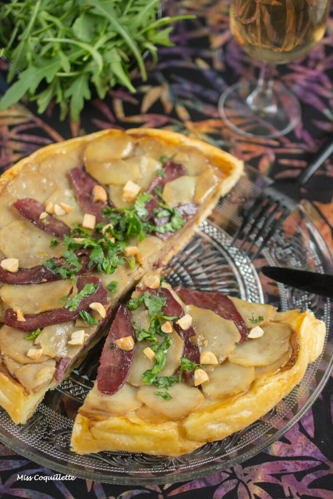 Tatin aux pommes de terre - Visuel de recette - J'ai Pas Faim!!! - Copyright Miss Coquillette